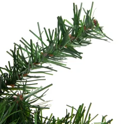 Canadian Pine Artificial Christmas Wreath, 18-Inch, Unlit