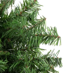 Canadian Pine Artificial Christmas Wreath, 20-Inch, Unlit