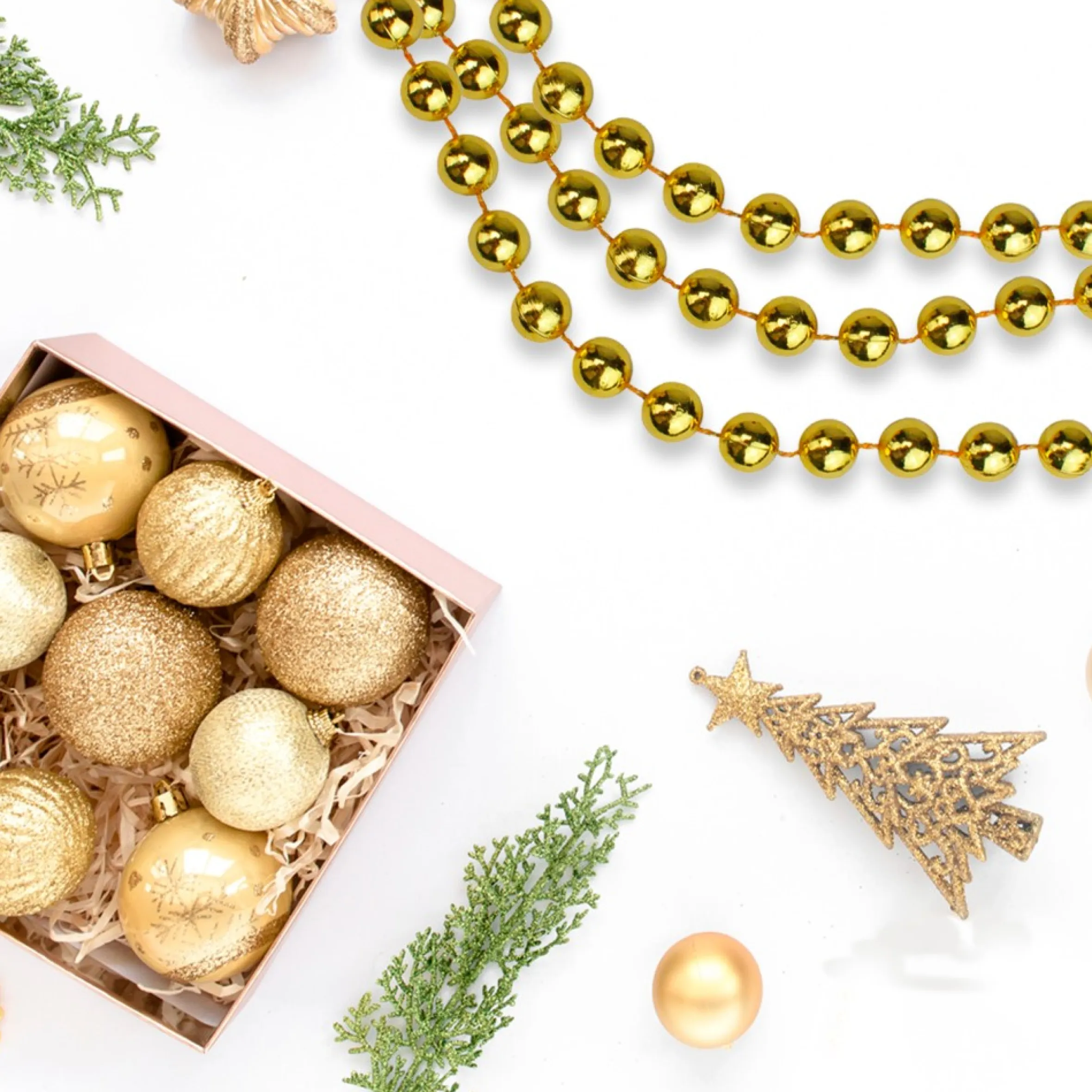 33Ft X 10Mm Shiny Gold Round Beaded Christmas Garland