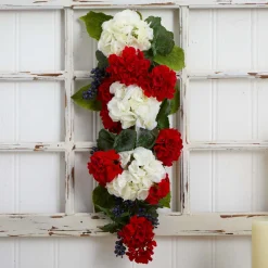 26" Geranium And Blueberries Artificial Teardrop Swag - Unlit