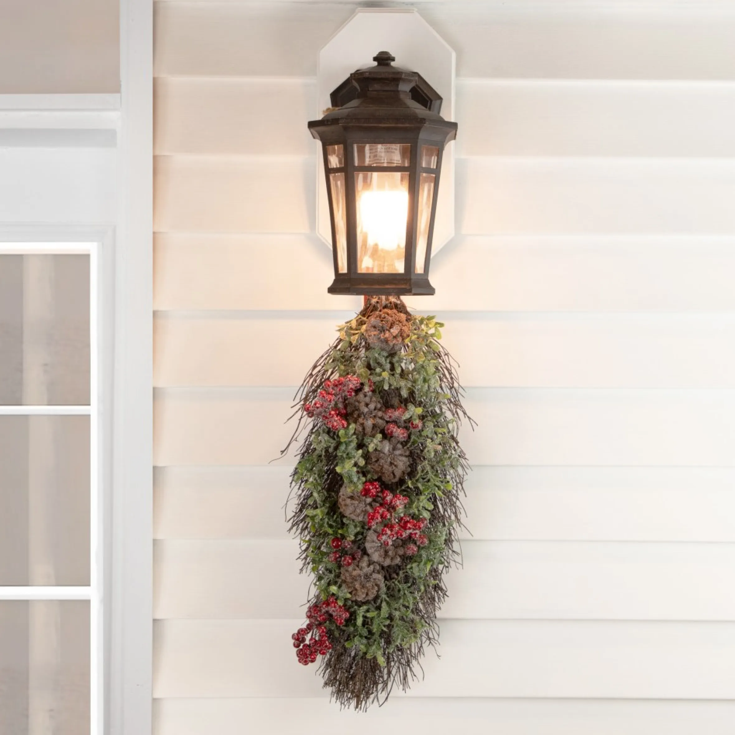 28" Glittered Pine Cone And Berry Artificial Teardrop Christmas Swag - Unlit