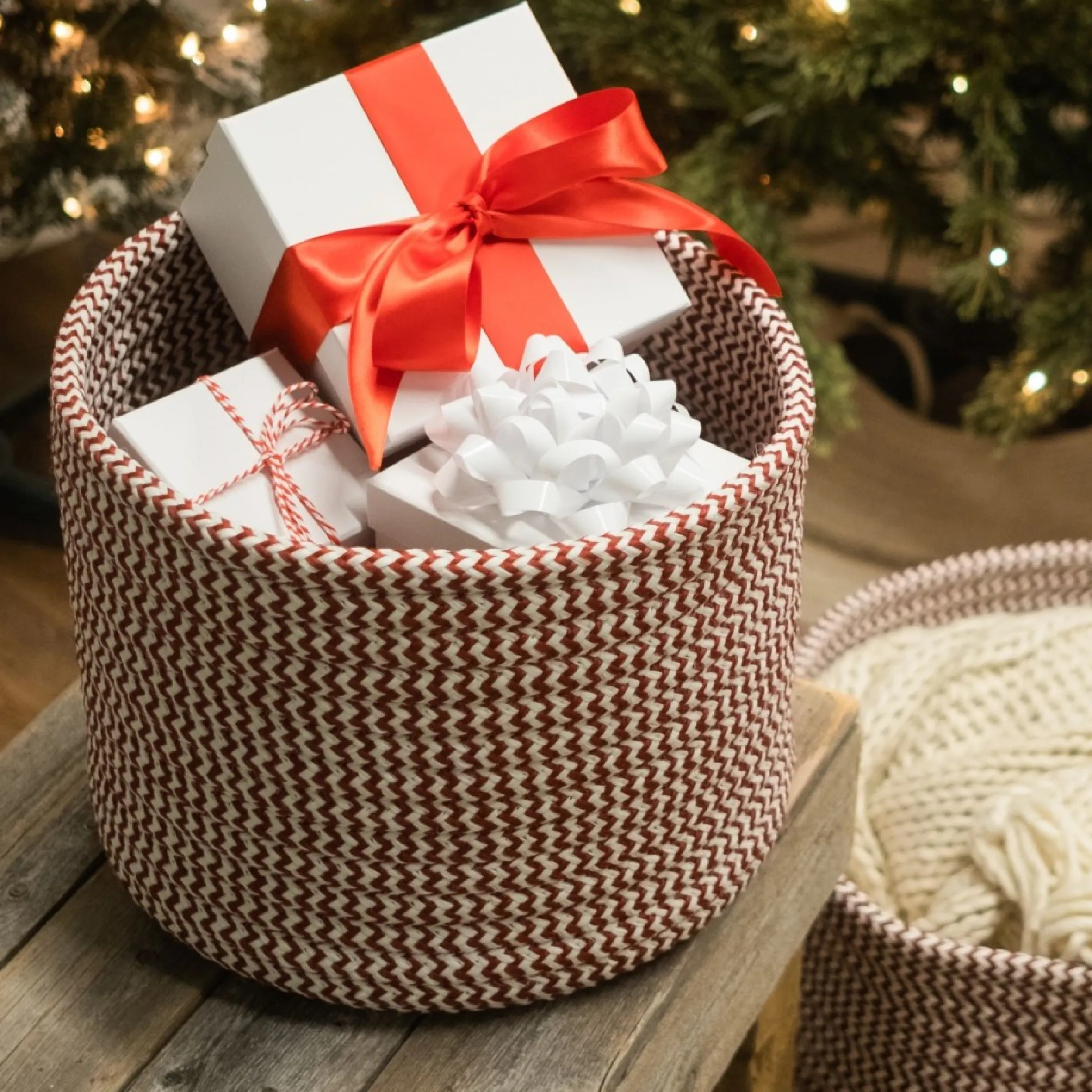 12" Green Braided Zig-Zag Christmas Woven Storage Basket