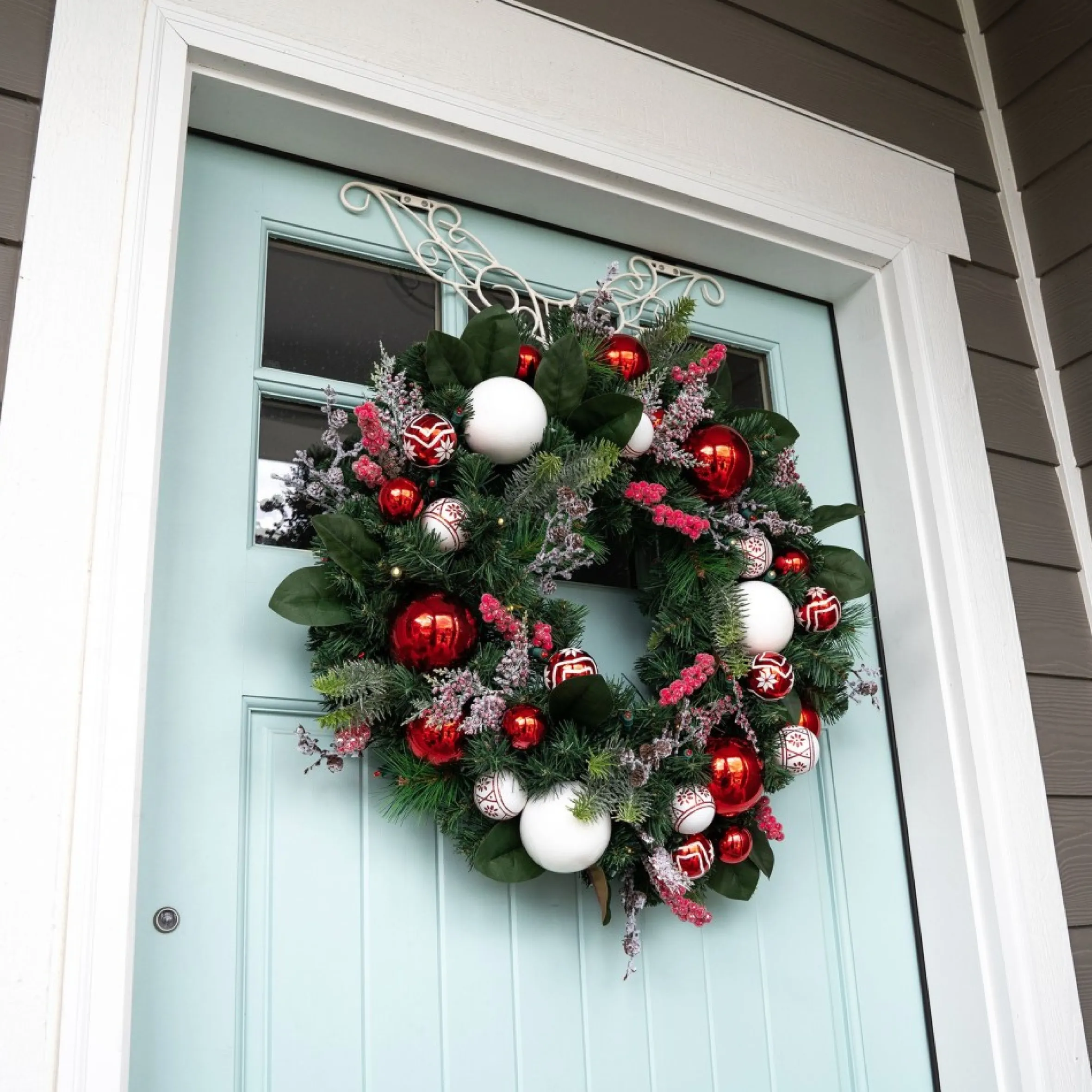 30" Green Christmas Nordic Led Artificial Wreath - Pre-Lit