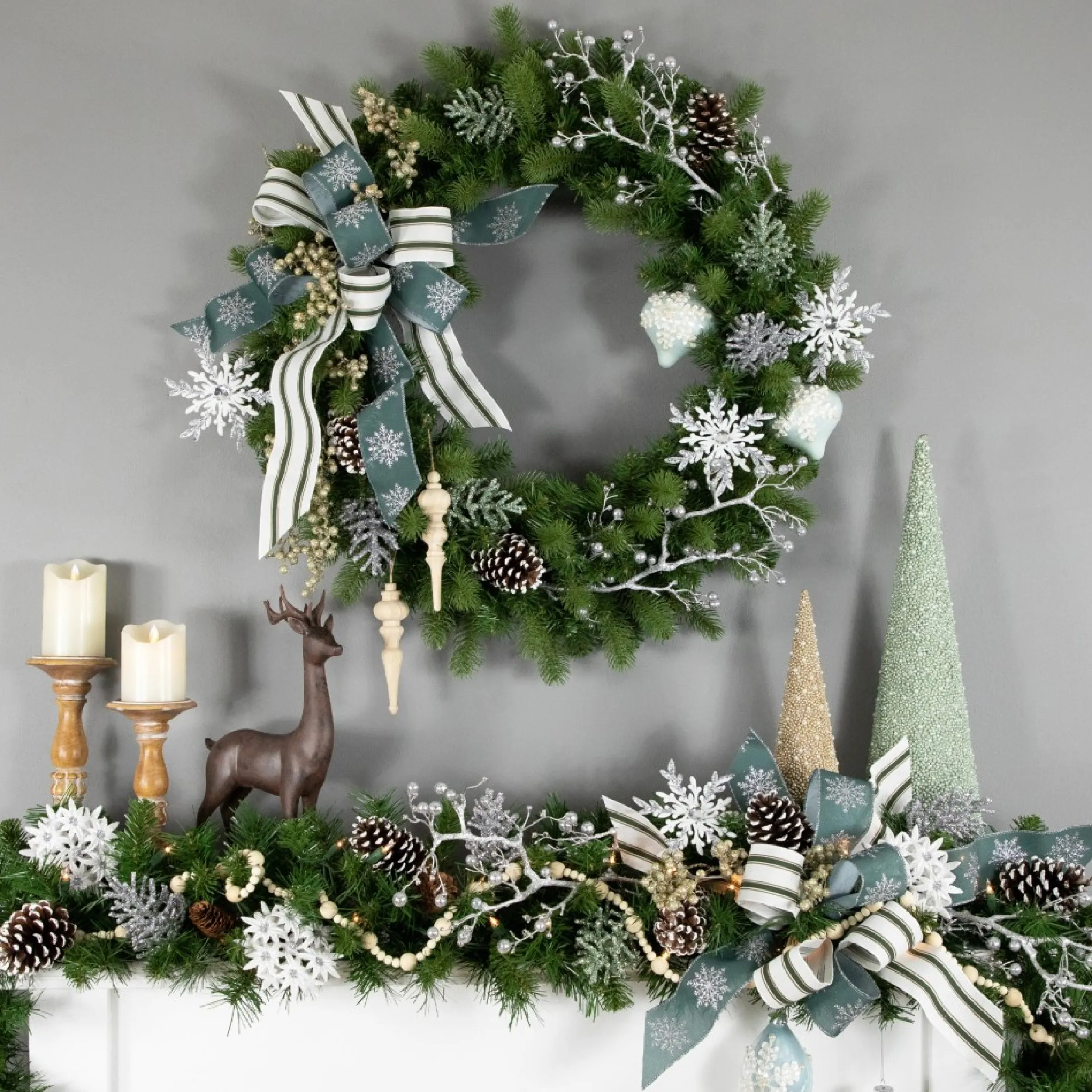 Noble Fir Artificial Christmas Wreath, 30-Inch - Unlit