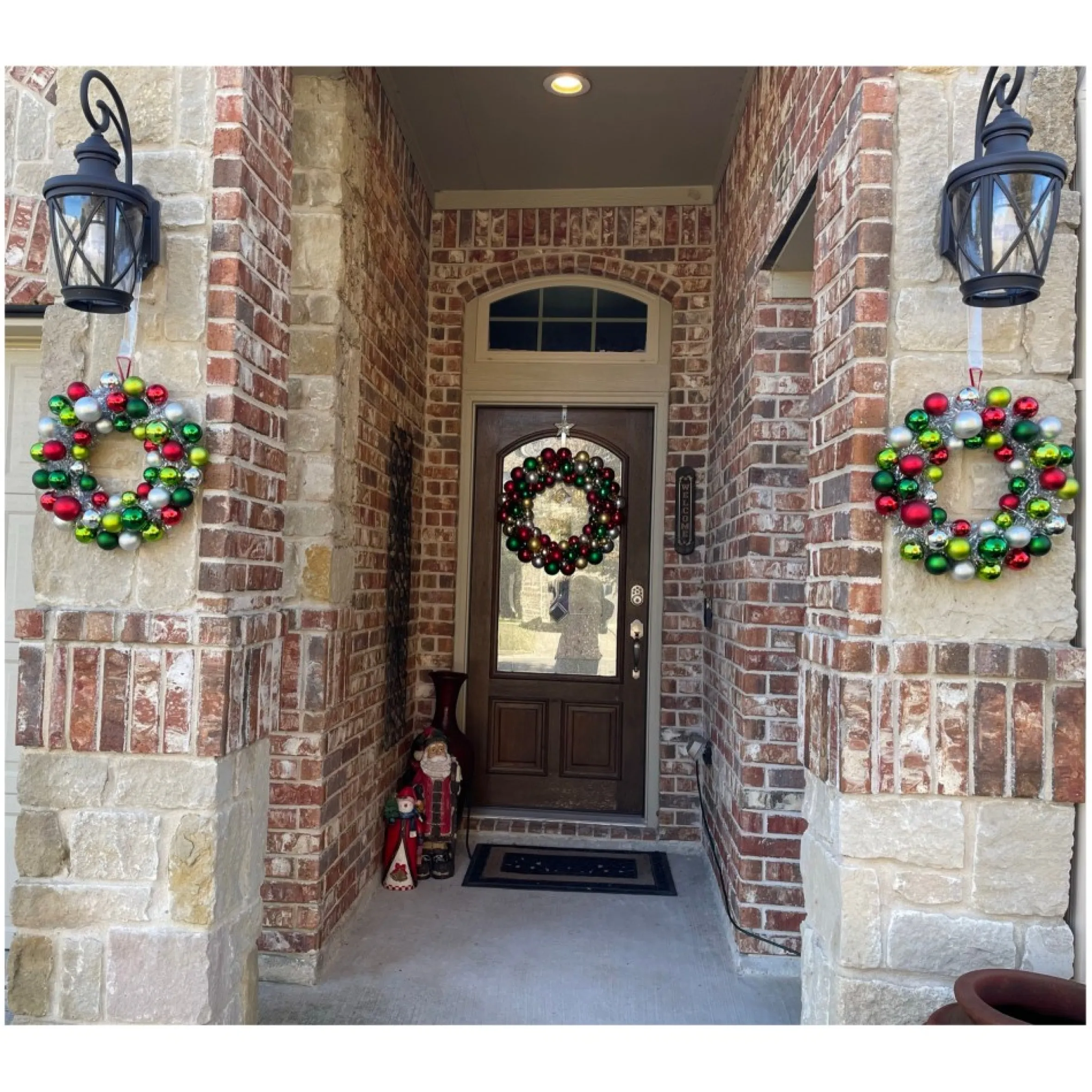 Traditional Colors 2-Finish Shatterproof Ball Christmas Wreath, 24-Inch