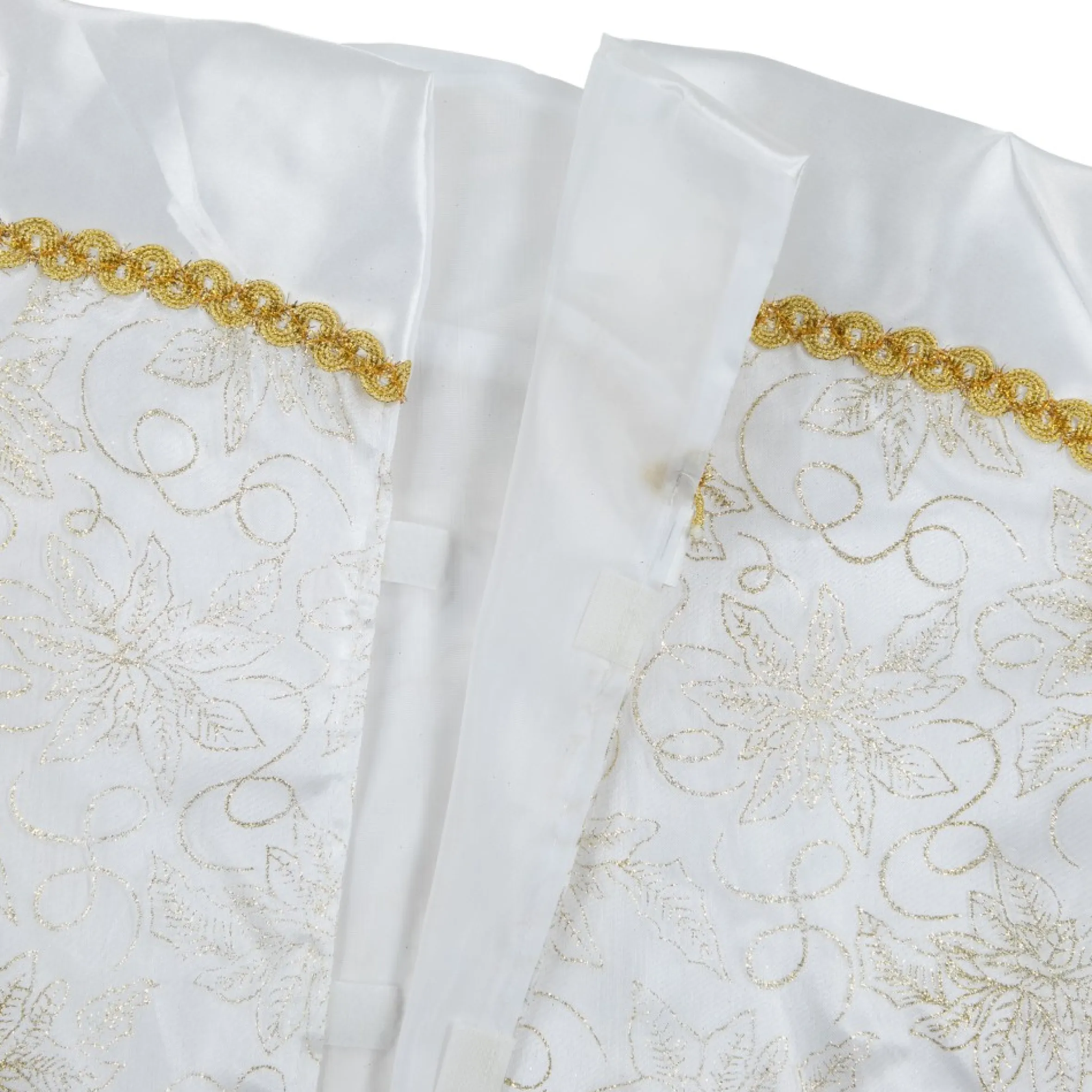 48" White And Gold Glitter Poinsettia Scalloped Christmas Tree Skirt