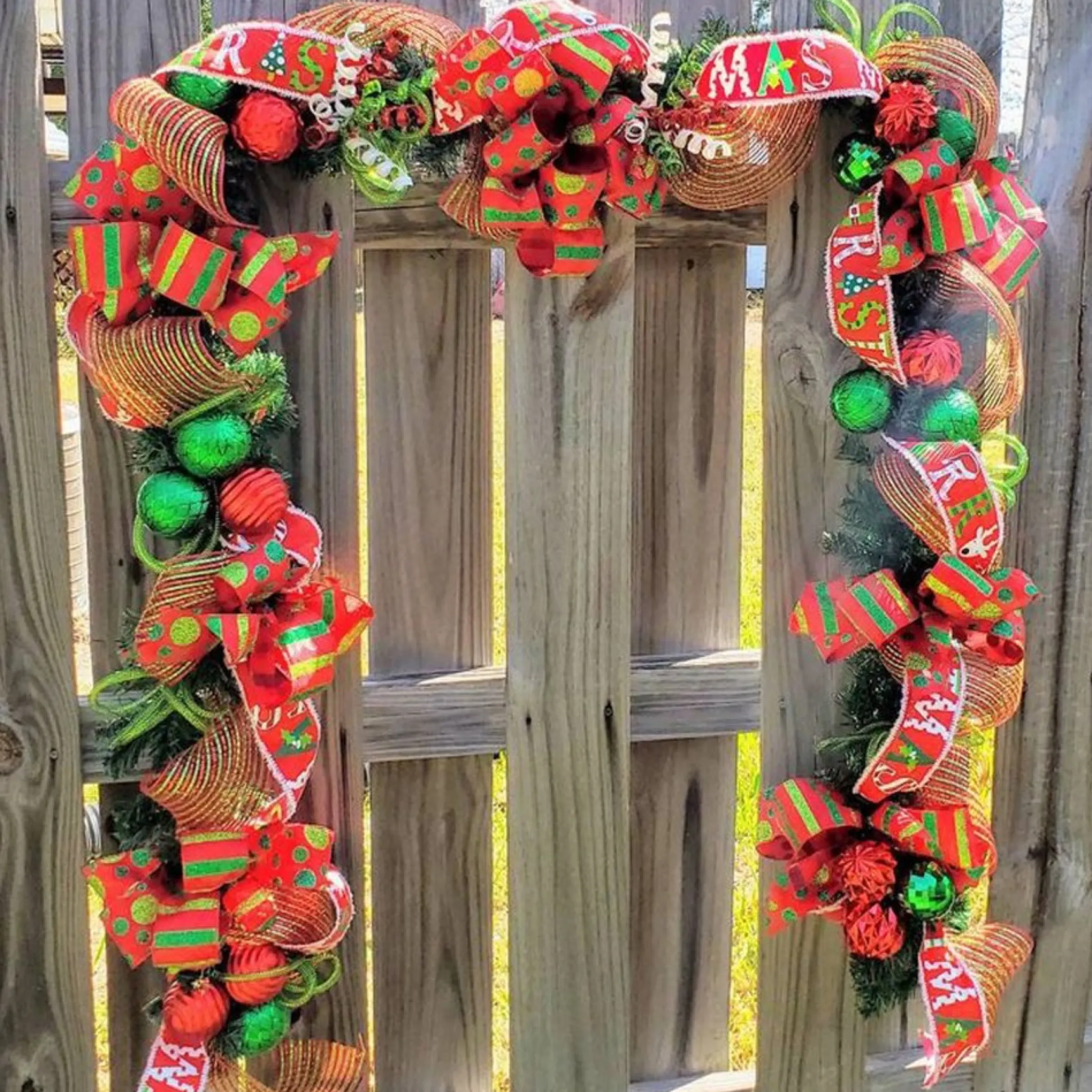 100' X 10" Green Canadian Pine Artificial Christmas Garland - Unlit